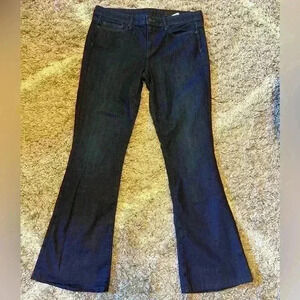 Vince jeans size 4 (T104)